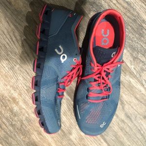 Women’s running shoes
